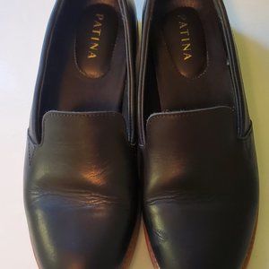 Patina (Portland Leather) Loafer Black Size 8.